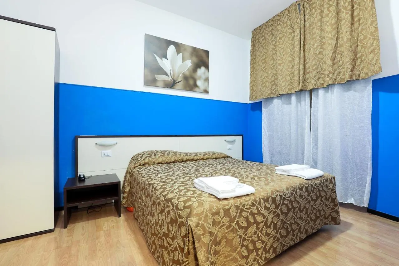 **  Mini hotel Genua Italien