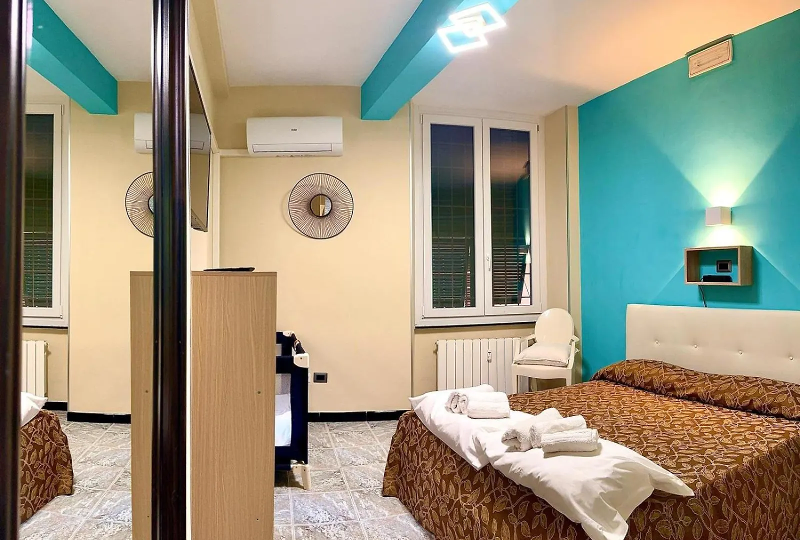 **  Mini hotel Genua Italien